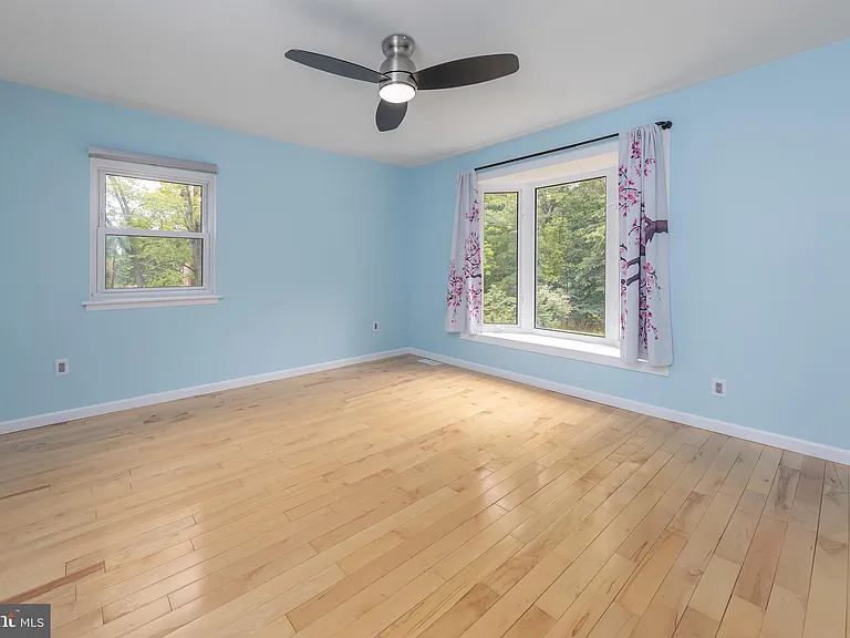 1960 Cardinal Lake Dr — Photo 20