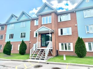 160 C Edwards St #1, Clarence Rockland, ON K4K1H9