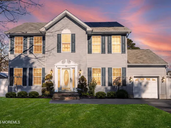 1041 6th Avenue, Toms River, NJ 08757