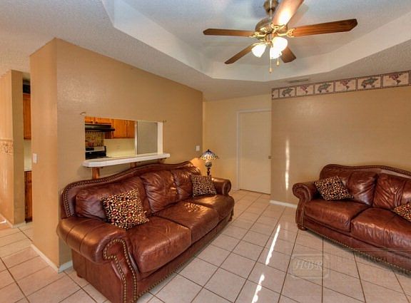 3rd image of 557 Mandarine Ln