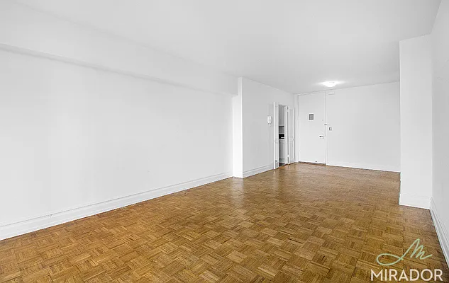 Rented by Mirador Real Estate | media 3