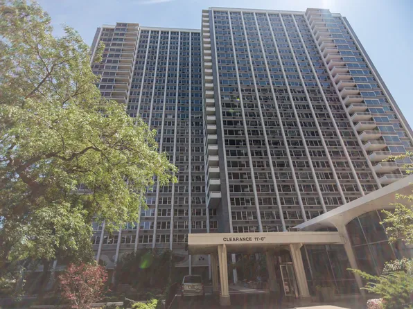 4250 N Marine Dr APT 1824, Chicago, IL 60613