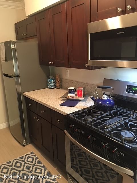 1st image of 296 N Oakland Ave APT 8
