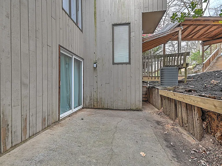 109 Beechnut St #4 — Photo 25
