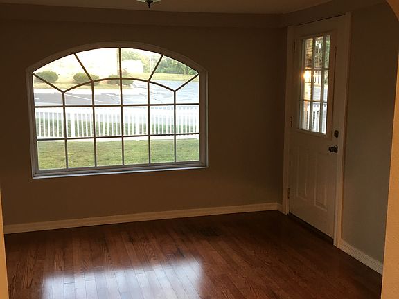 5th image of 804 N Missouri St