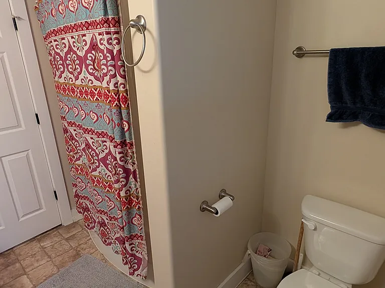 1107 Bailey Ave — Photo 15