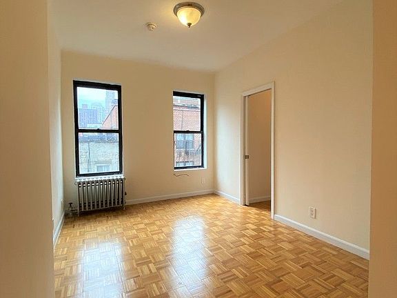 5th image of 230 E 78th St APT 29