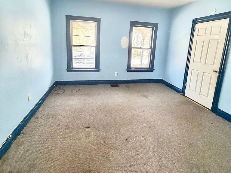 174 Hazel St #1 — Photo 5