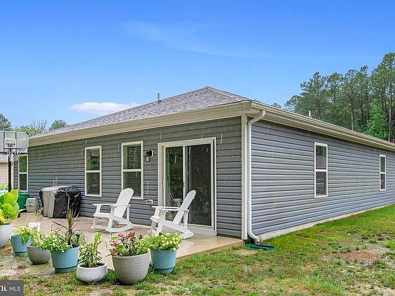4th image of 31833 Geyser Ct