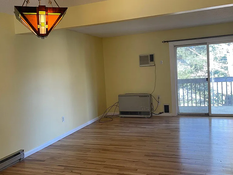 B5 Stonehedge Dr — Photo 27