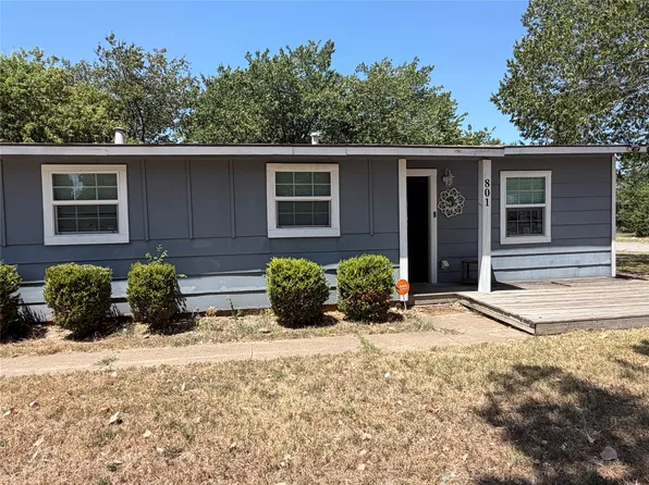 801 Grande Dr, Mesquite, TX 75149