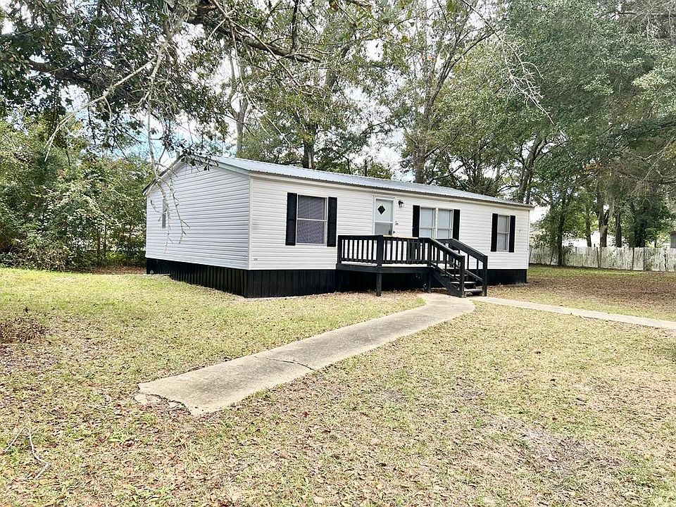 1st image of 26 SE Sherwood Forest Dr