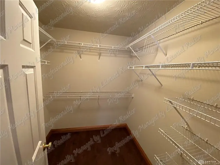 6353 Charlotte Ct — Photo 20