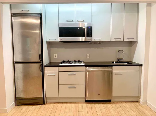 Rented by The Downtown LLC | media 31