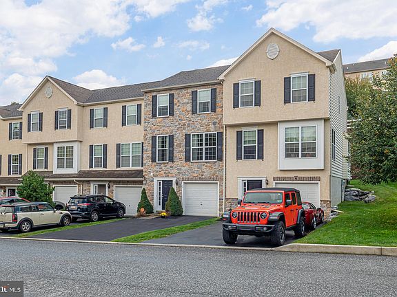 3rd image of 40 Lukens Mill Dr