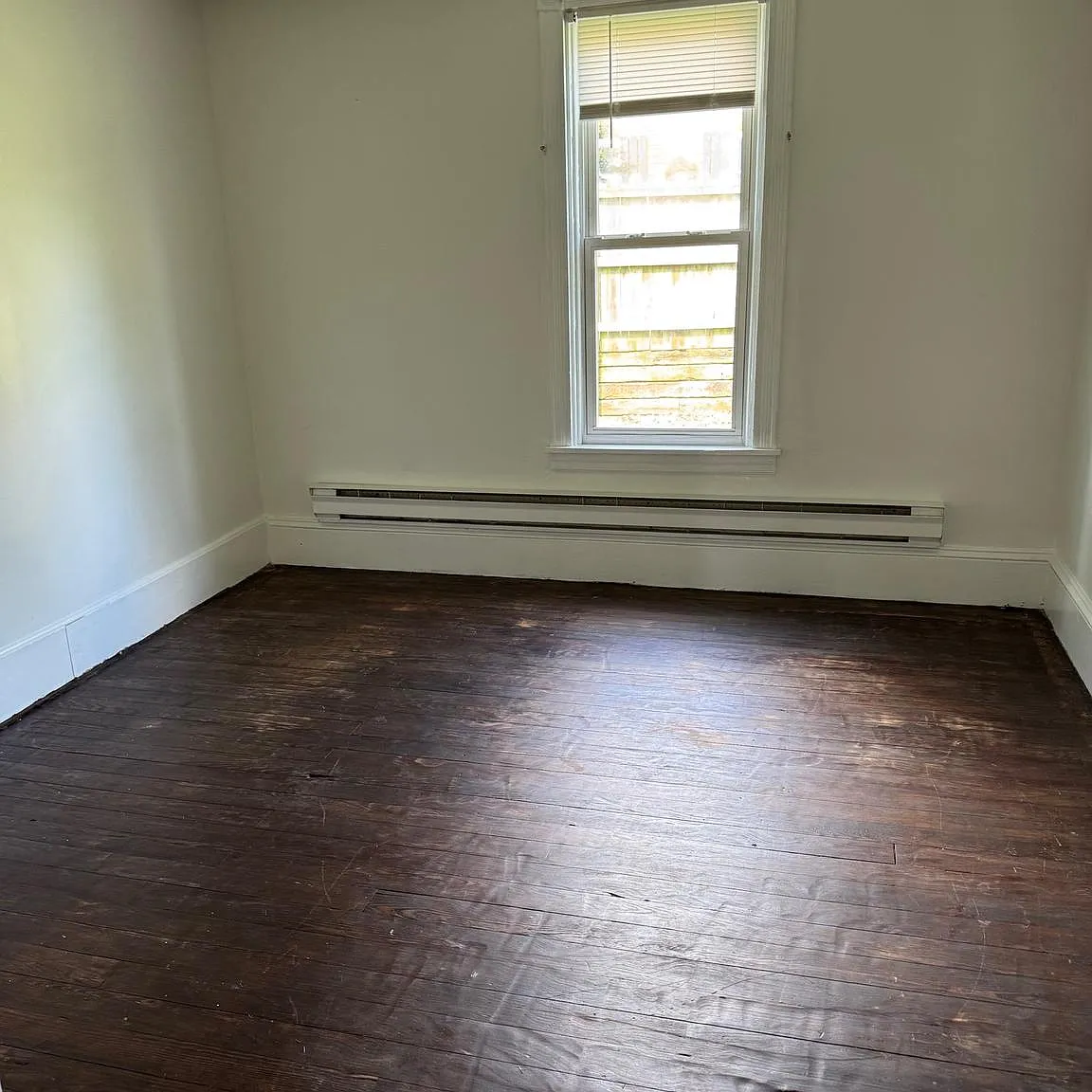 3 bed, 2176 sqft, $1,700 — Photo 4