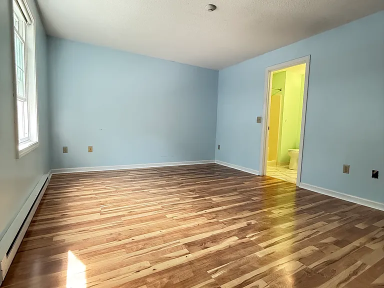 130 Endicott St N #319 — Photo 5