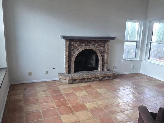4th image of 4608 Loma De Indios Ln
