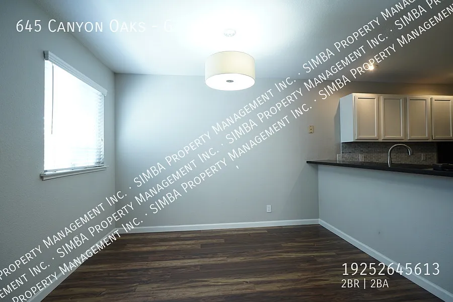 Building Photo - 645 Canyon Oaks Dr #G