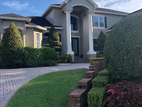 2nd image of 705 Crescent Hills Dr