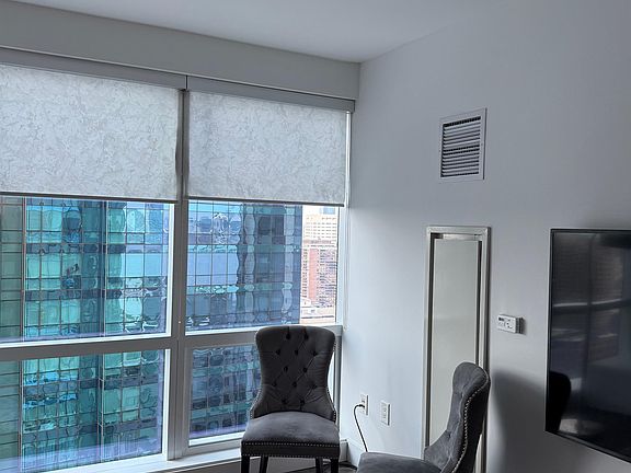 4th image of 77 Hudson St APT 2613