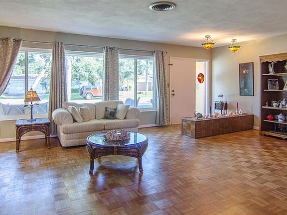 5th image of 1264 Eden Isle Dr NE