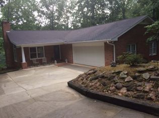 28 Lindy Cv, Hartwell, GA 30643