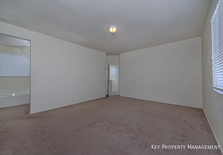 5747 Ancient Agora St — Photo 16