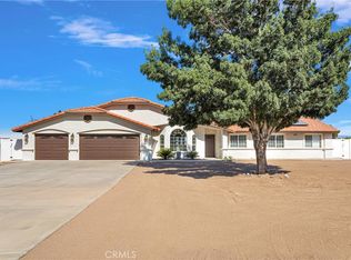 8621 Aster Rd, Oak Hills, CA 92344