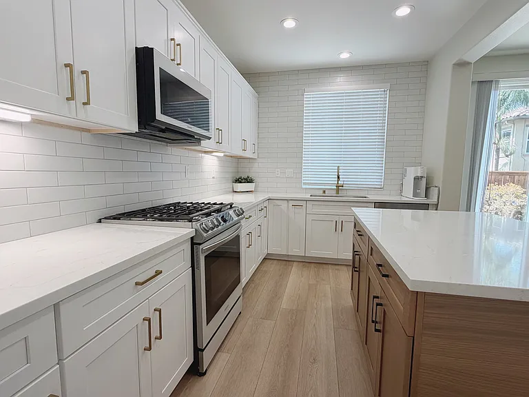 17010 Garden Path Dr — Photo 5