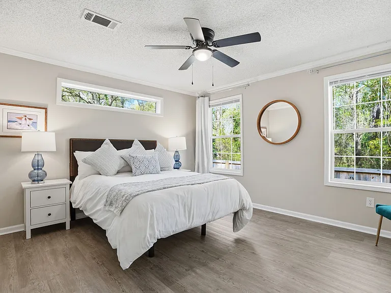 Keswick Dr — Photo 15