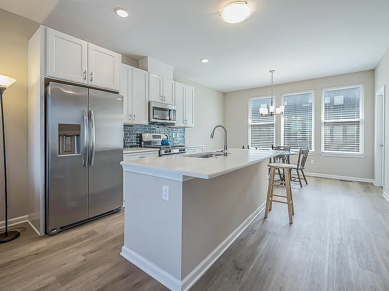2150 Park Dr — Photo 17