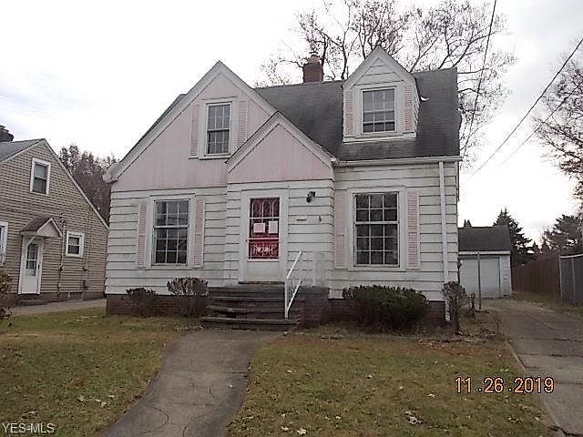 1st image of 9818 Rosewood Ave