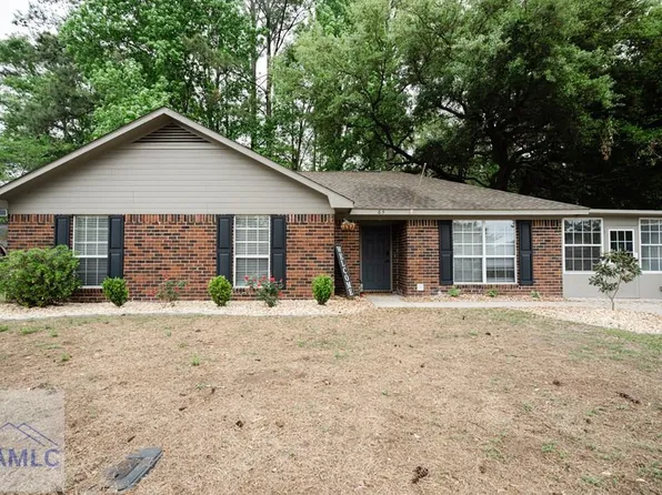 65 NE Angie St, Hinesville, GA 31313