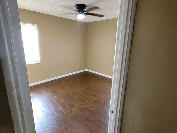 4th image of 6022 8th Ave #6022