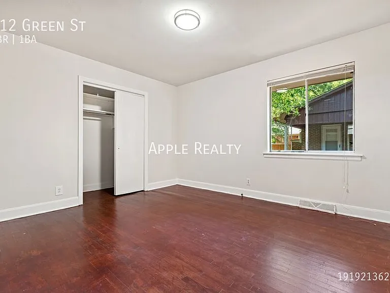 312 Green St — Photo 11