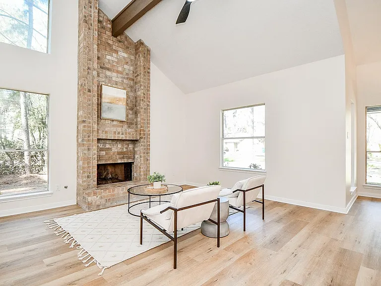 21 Edgewood Forest Ct — Photo 10