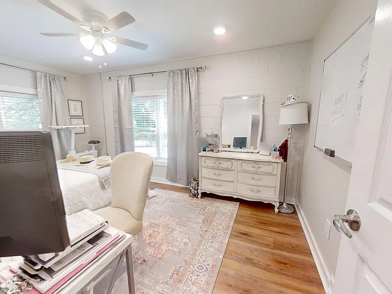 560 Sherwood Dr — Photo 39