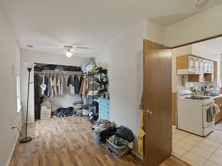 1931 W Evergreen Ave #3 — Photo 6