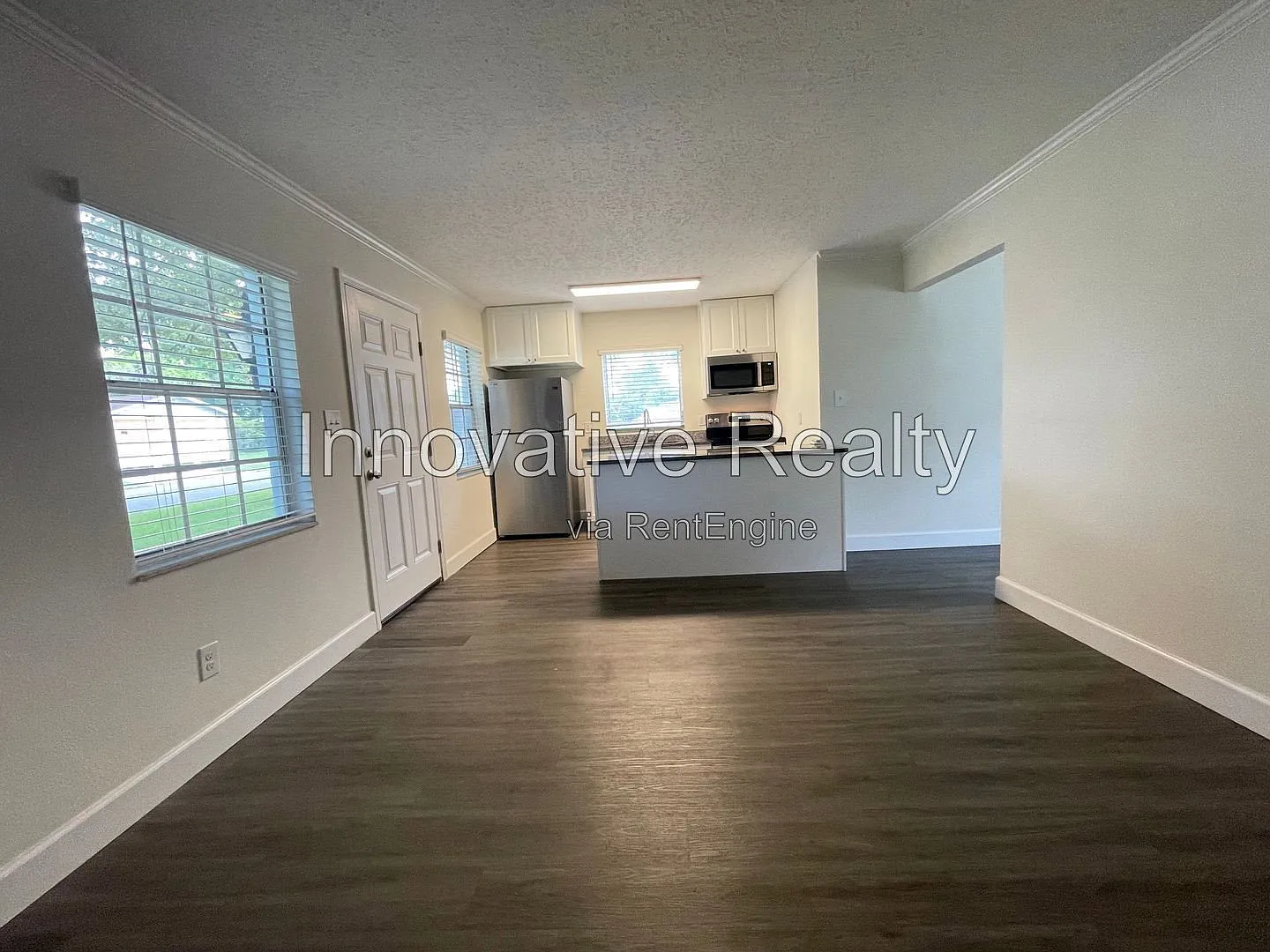 1 bed, 1.0 bath, 540 sqft, $1,195 — Photo 2