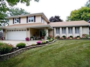 291 N Baynard Rd, Addison, IL 60101