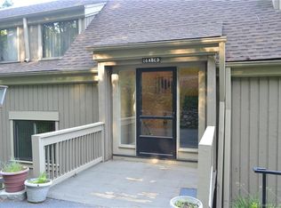 14 Heritage Vlg #A, Southbury, CT 06488