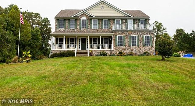 1st image of 30 Kinsley Ln
