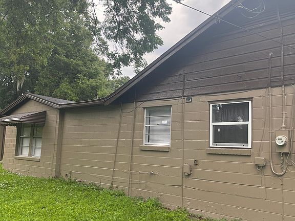 3rd image of 3445 Soutel Dr