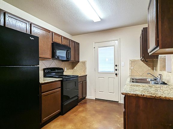 3rd image of 609A Kendra Dr #609B