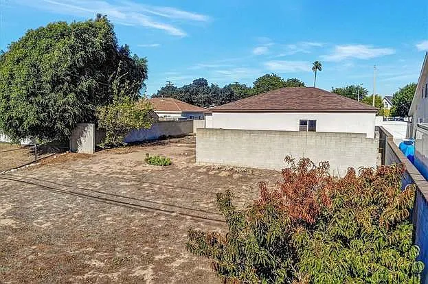 4604 Mindora Dr — Photo 23
