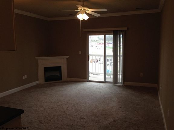4th image of 2736 Suncrest Vlg
