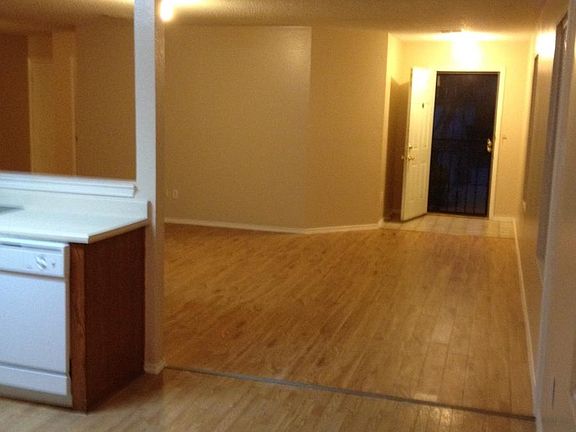 4th image of 134 Idlewyld Dr