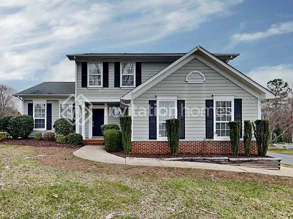 1625 Pine Mountain Rd, Charlotte, NC 28214