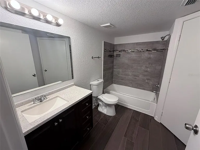 4105 Tropical Isle Blvd #217 — Photo 27